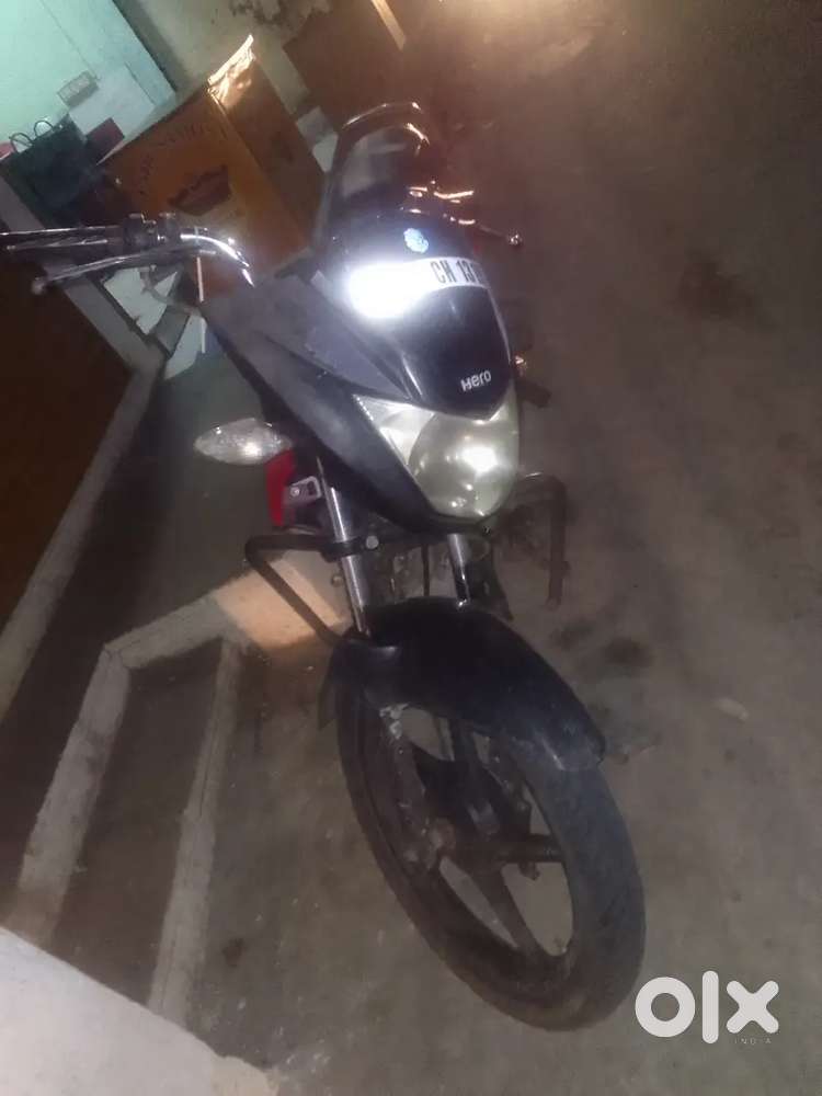 Glamour vehicle 2012 full condition full condition silk