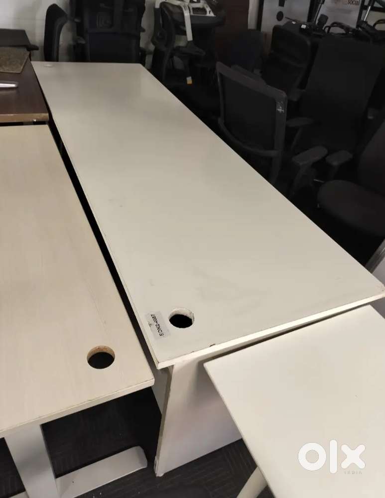 8'*2'6 Workstation Office Table
