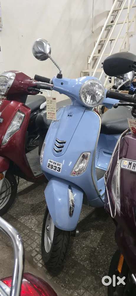 VESPA ZX 2022 AUG. 15,000 RS डाऊन पेमेंट