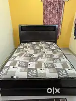 Godrej Hydraulic Bed move-out sale