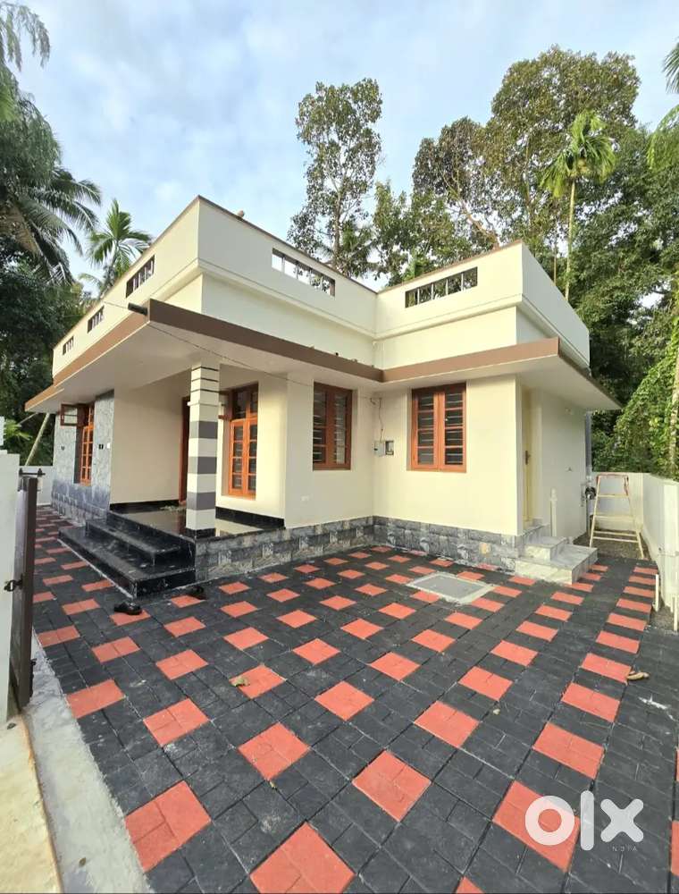 3.10 CENT 750  SQFT 2BED ROOMS NEWLY IN EDAPALLY NEAR VARAPUZHA