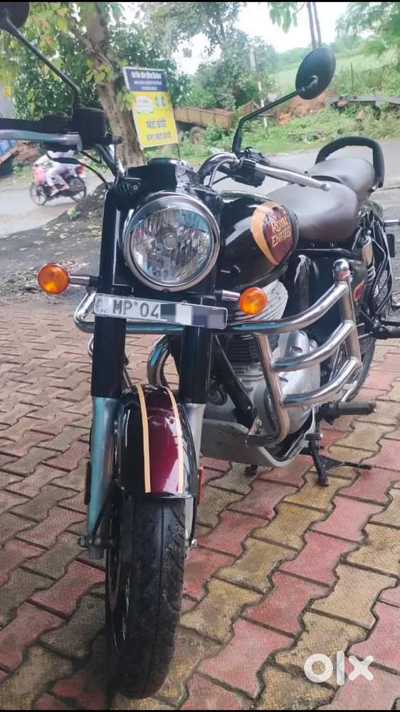 Royal Enfield 350 classic model 2023 kilometre running 11000