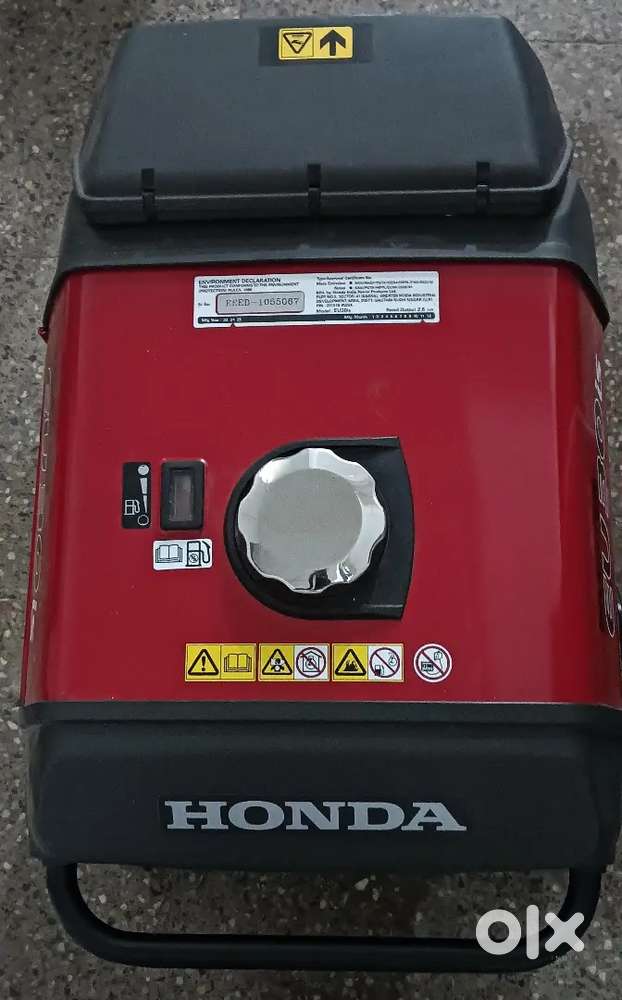 Lightly Used Honda EU30IS Silent Portable Generator for Sale
