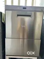 Commercial dish waher
