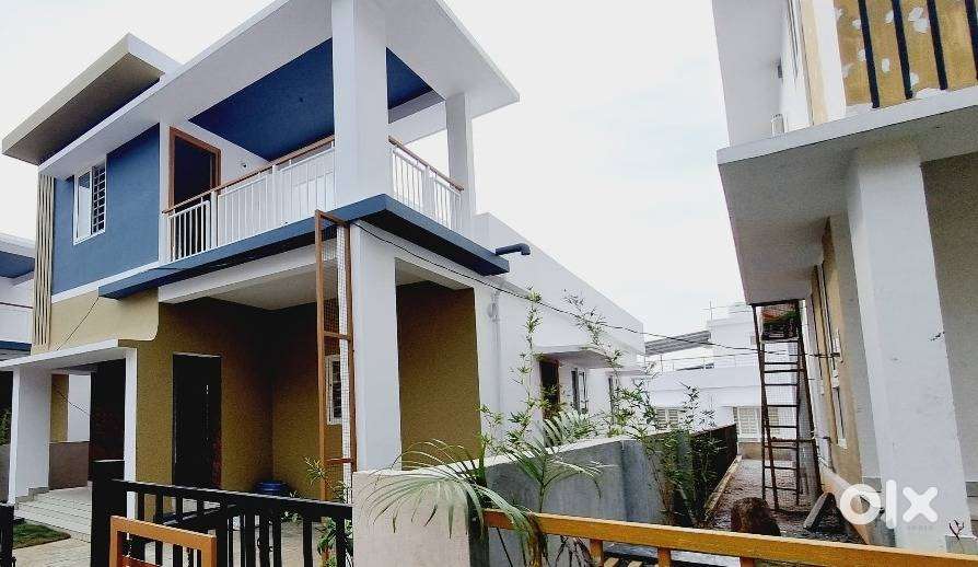 6.96 CENT LAND - House For Sale In Palakkad Near Olavakode Junction