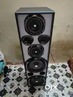 Heavy bass party speaker