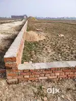 Bilaridih tahsil ke pass corner plot hai 20 feet road