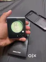 Samsung Z flip 5 8gb ram 256gb rom