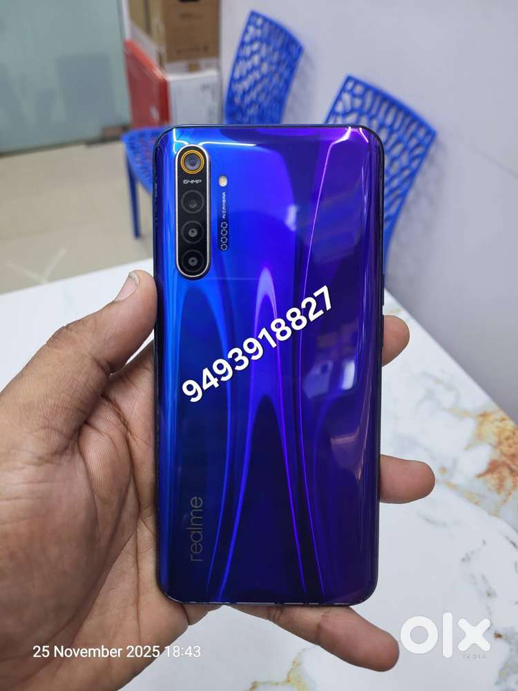 Realme X2 Amoled indisplay Fingerprint.