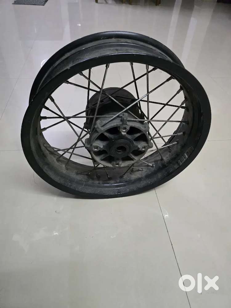 Wheel rim rear