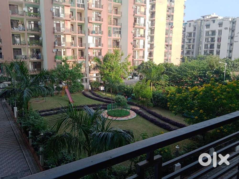 3BHK Semi-Furnished Flat for Rent –VIP Road
