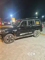 Scorpio classic s11 chalane ke liye driver chahi Trend rahna khna bhi