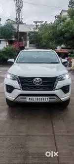 Toyota Fortuner 4X2 MT 2.8 Diesel, 2022, Diesel