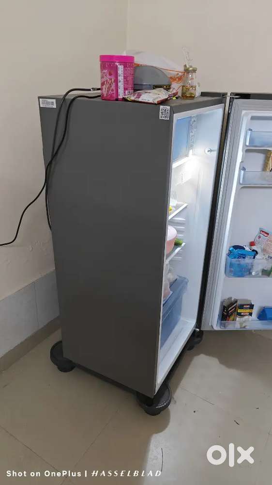 Lloyd 185ltrs fridge