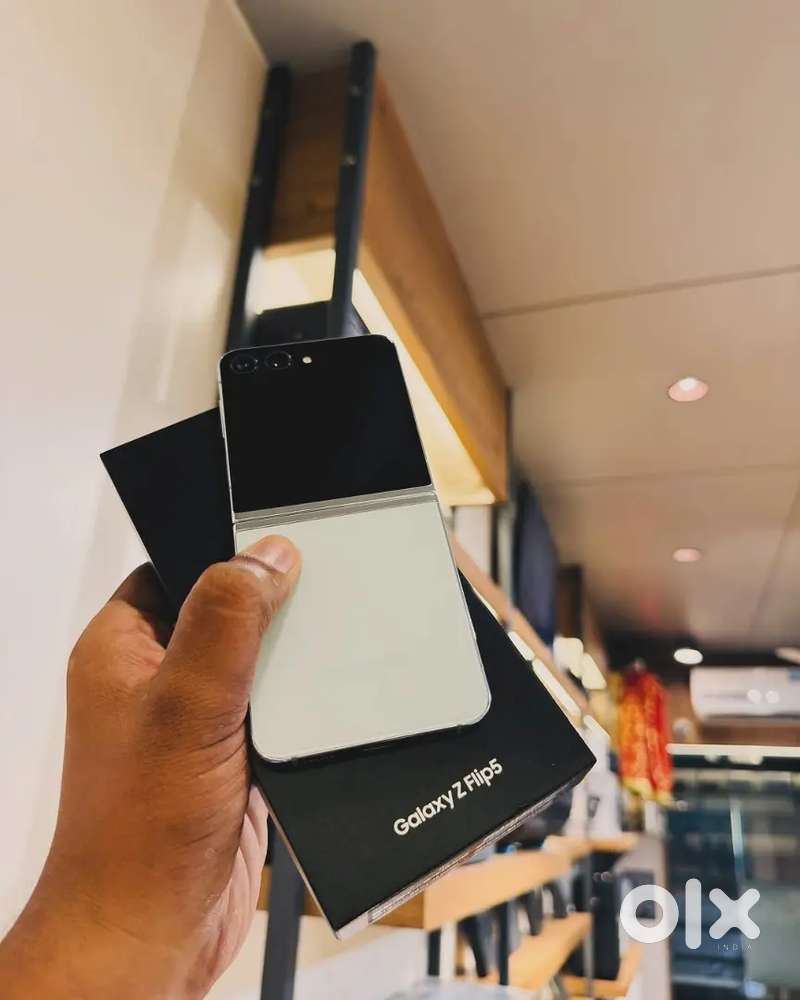 Samsung Flip 5 256GB Mint colour