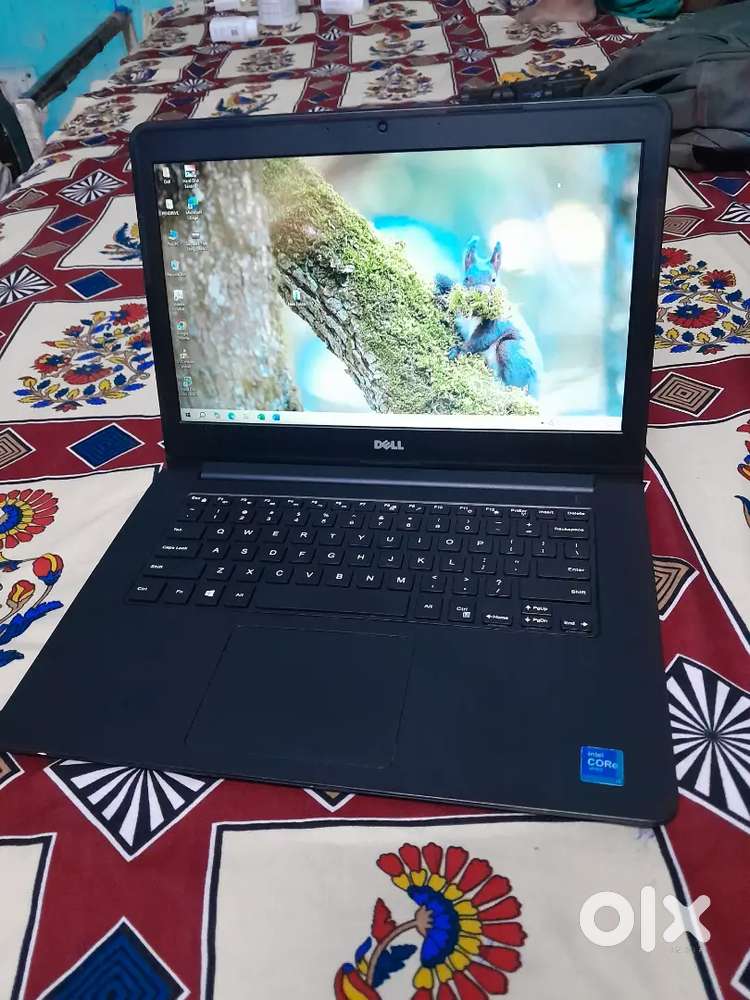 Dell latitude I5 laptop 5th gen 12gb ram 500gb ssd 14inch