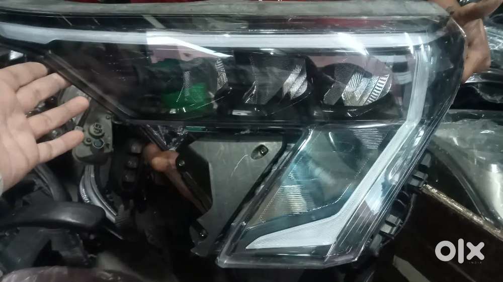 Kia Sonet 2025 OEM led headlights