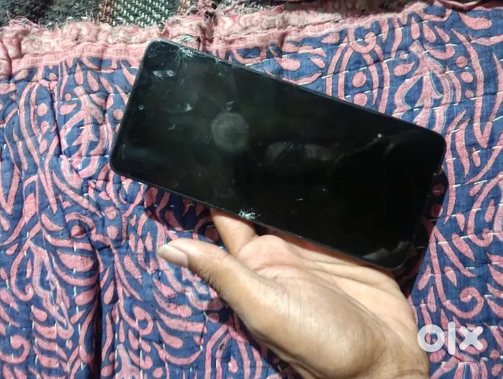 Realme 11x 5g 6+6 128gb internal storage