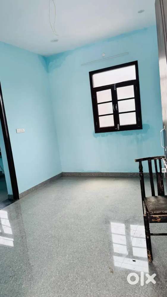 Thakurganj nanak nagar best location