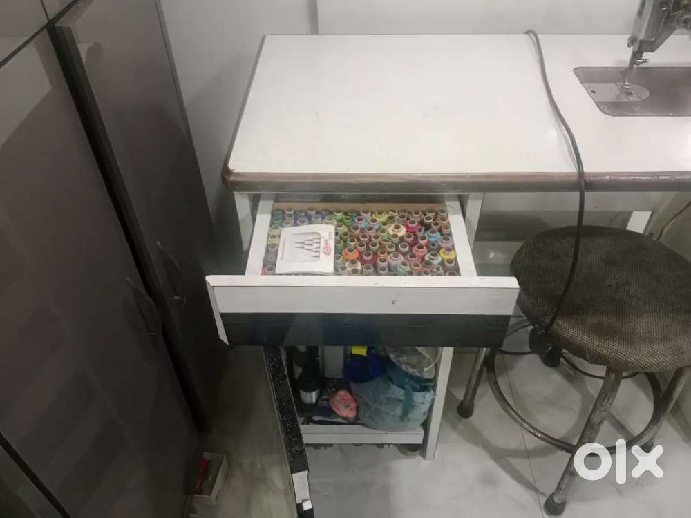 USHA Sewing and stitching machine with special sewing machine table