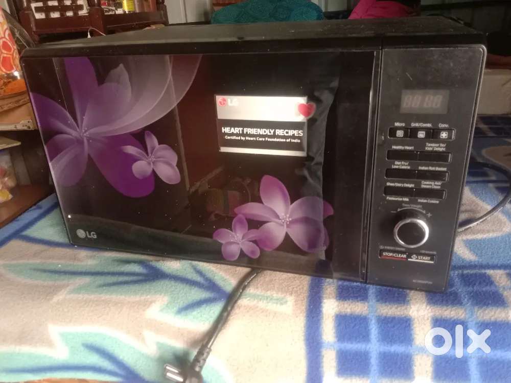 Microwave Convection (brand new ak bar bhi use nahi kar hai)