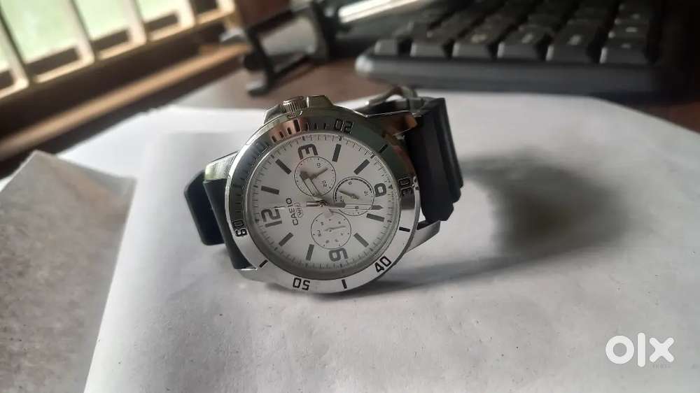 Casio MTP-VD300-7BUDF Enticer Men Analog Watch.