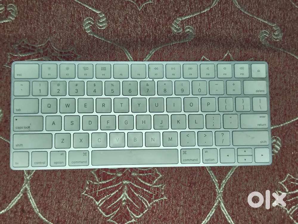 Apple keyboard