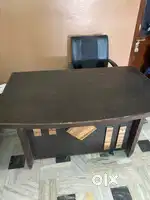 Office table and 2 Office chairs