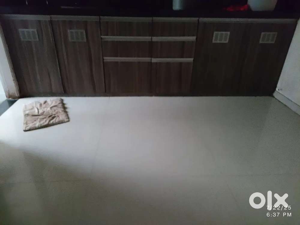 2 BHK SEMI FURNISHED FLAT