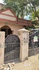 2036sqft land with demolition building for sale  TNHB velachery
