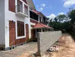 11 cent plot 3400 sqft house in puthanangadi