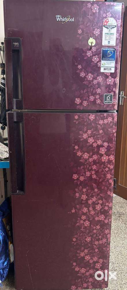 Whirlpool Refrigerator MODEL: FF 2D 278 3S/2016