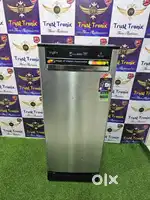 Whirlpool ice magic 230 litres working in good condition