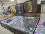 6/5 bed with storage