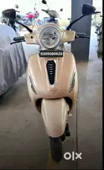 CHETAK ELECTRIC SCOOTER(PREMIUM MODEL)VERY LESS USED 3 YEARS WARRANTY