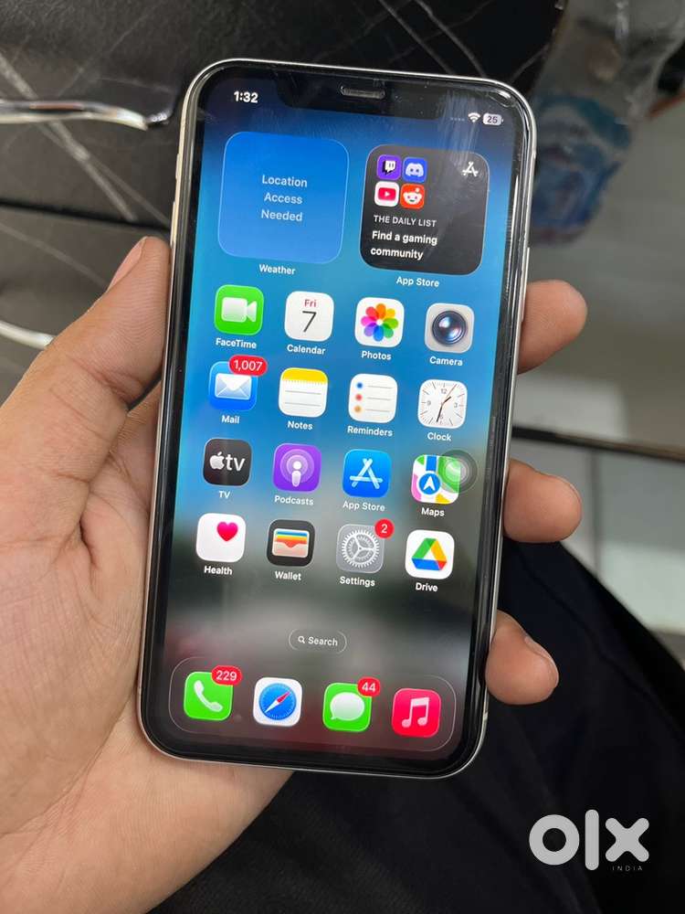 I phone 11, 128 gb, white