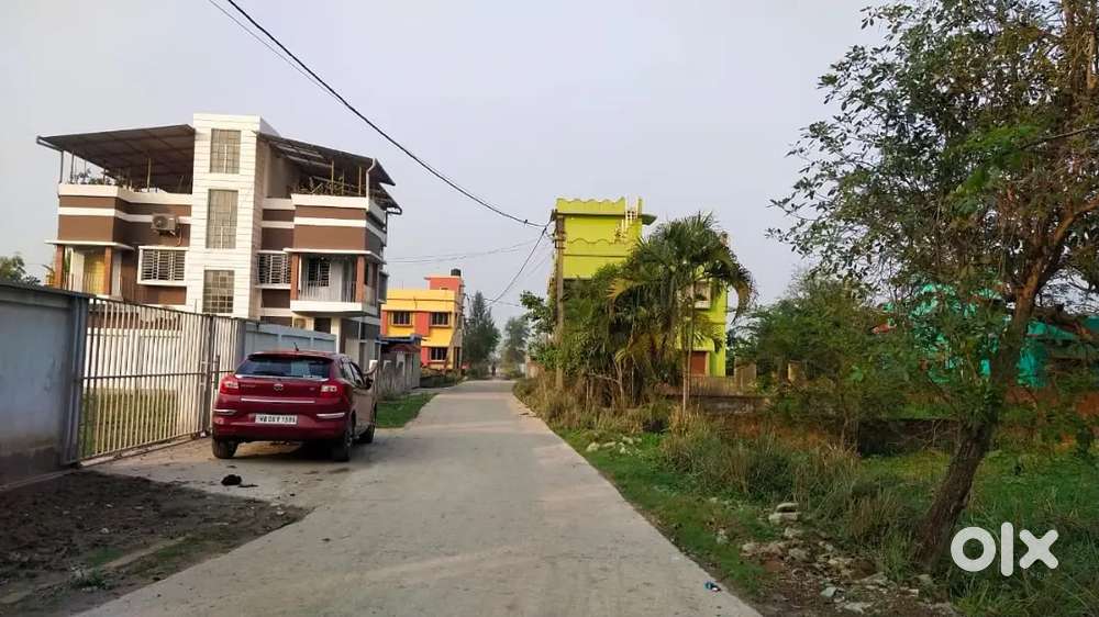 On D.H Road (NH 117) located just 5 minutes from joka metro station