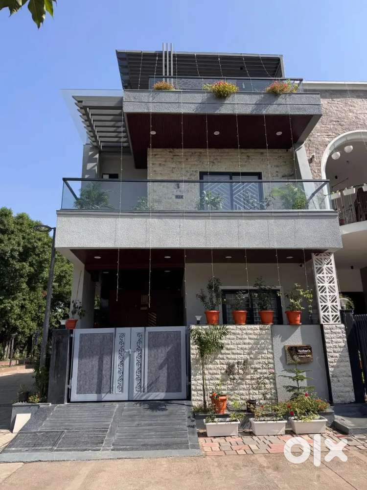 All types of house for sell in mahalaxmi and nipania