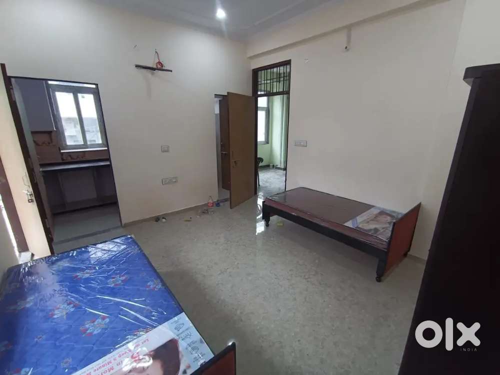 Fully furnished Girls PG Near coaching Hub Pratap Nagar