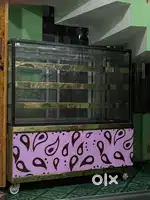 4 feet display in new condition 2 months old