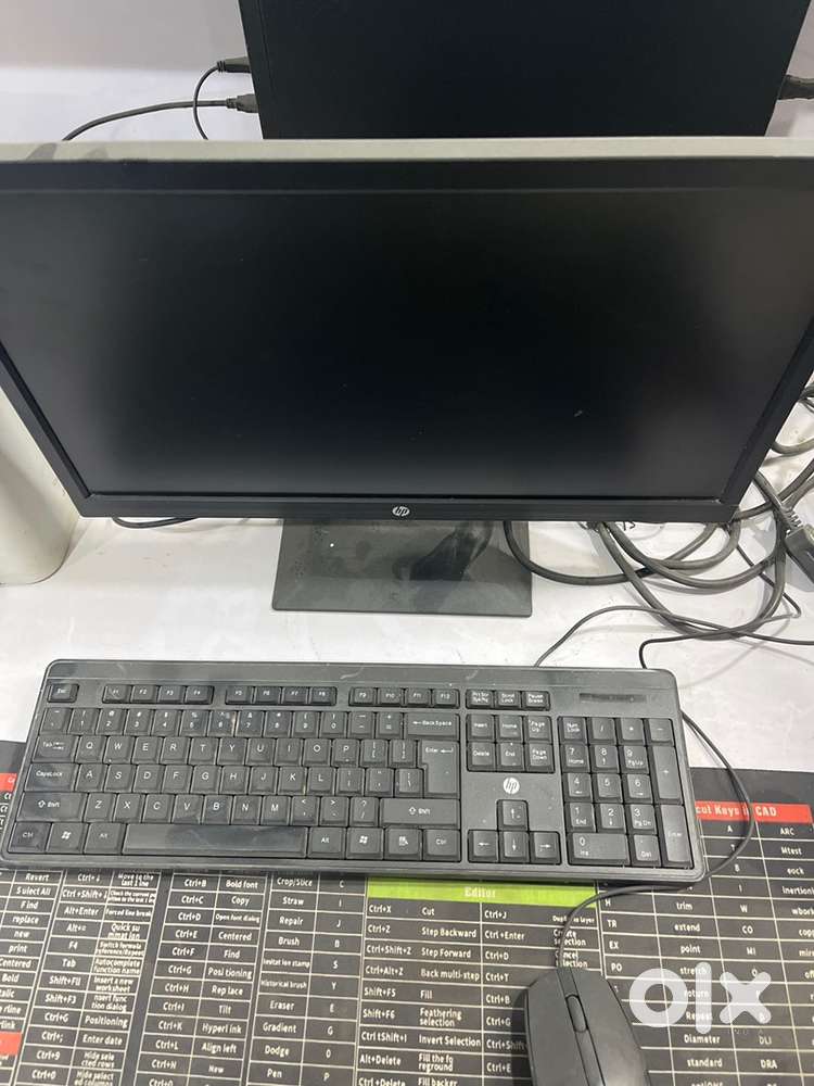  HP V20 HD +19.5 -Inch LED Monitor + Keyboard  Excellent Condition