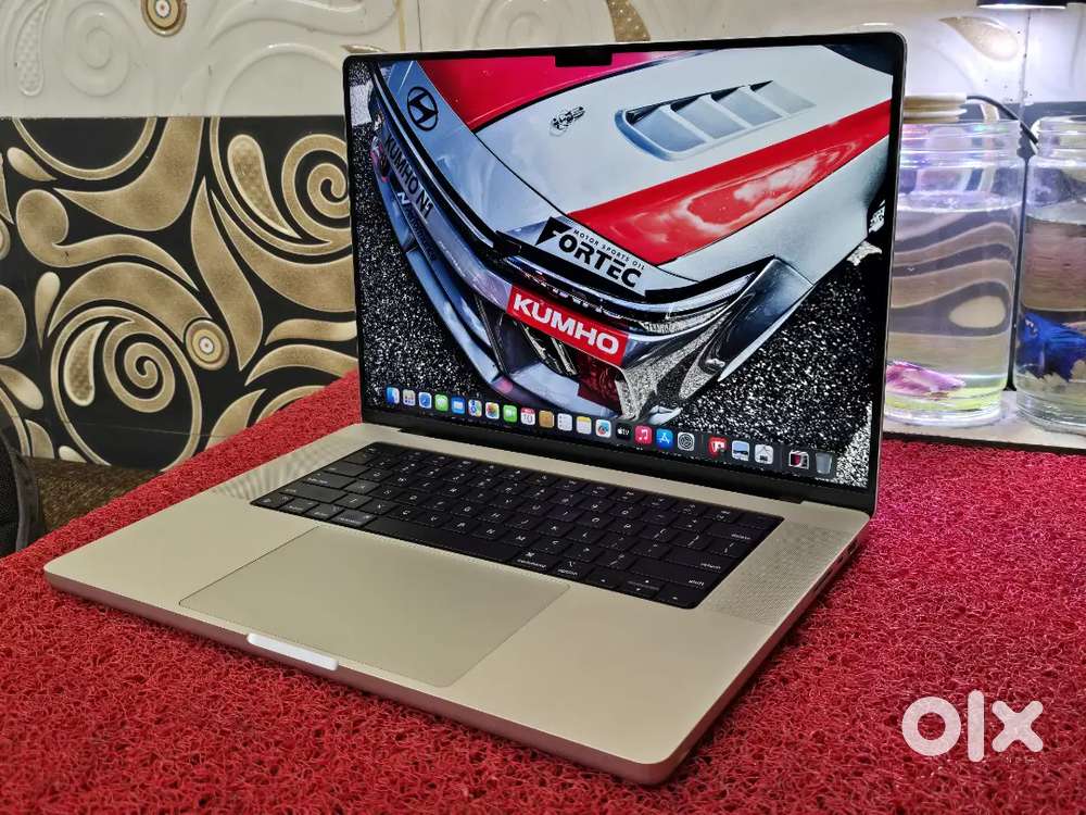 M1 PRO  Apple Macbook 16inch 16gb 512gb SSD  Retina XDR Display