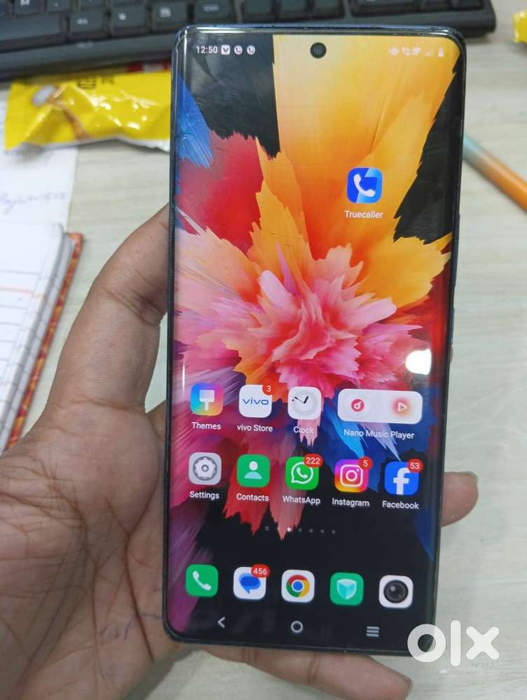vivo V29e 8/128 Artistic Blue..