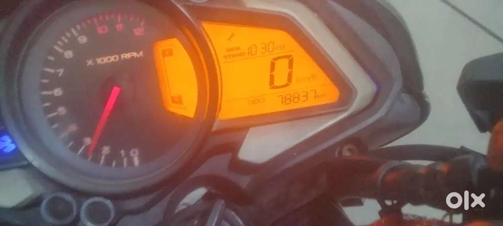 Urgent need money bike r vvvv super condition and milege 50to55