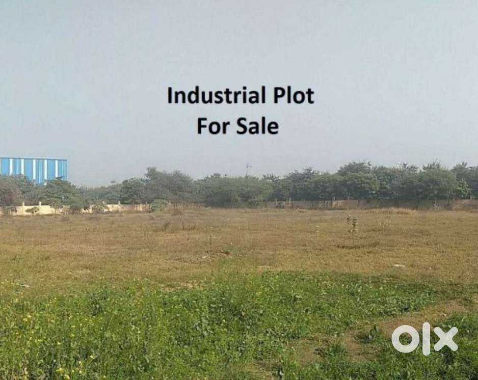 1500 Ghaz Industrial Plot just 30 mtrs away from Main Highway