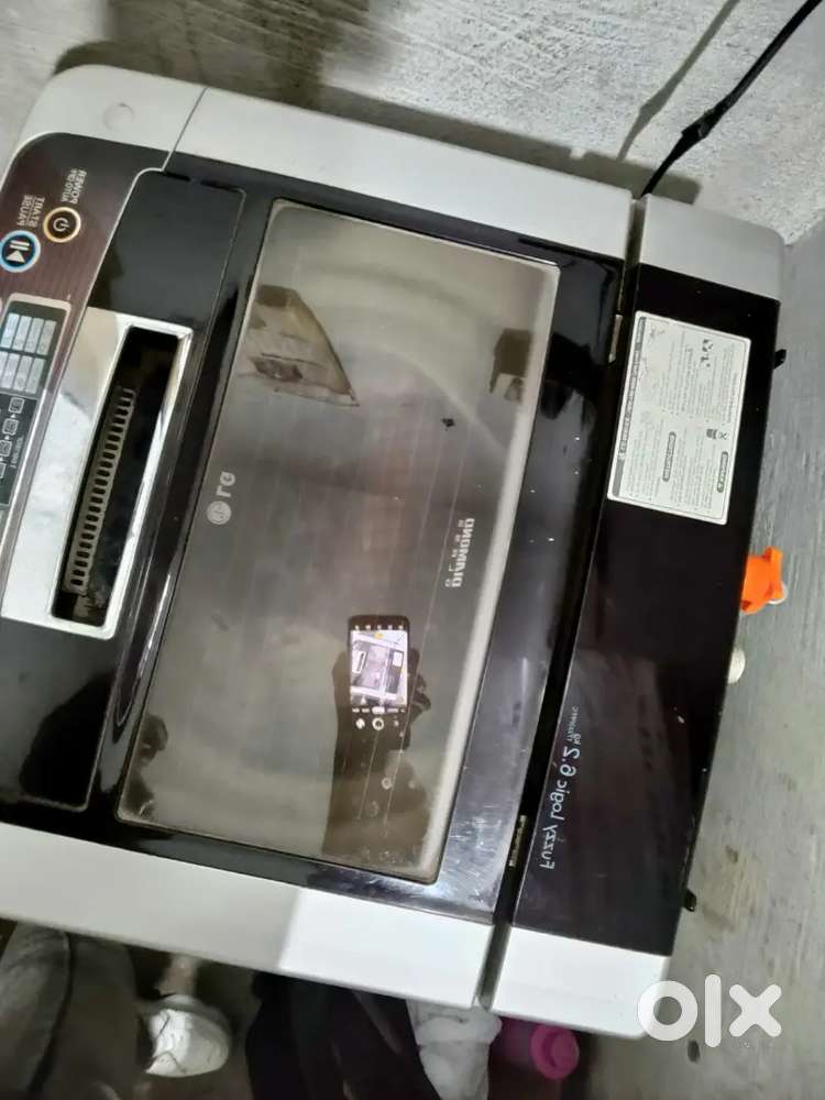 LG fully automatic washing machine.