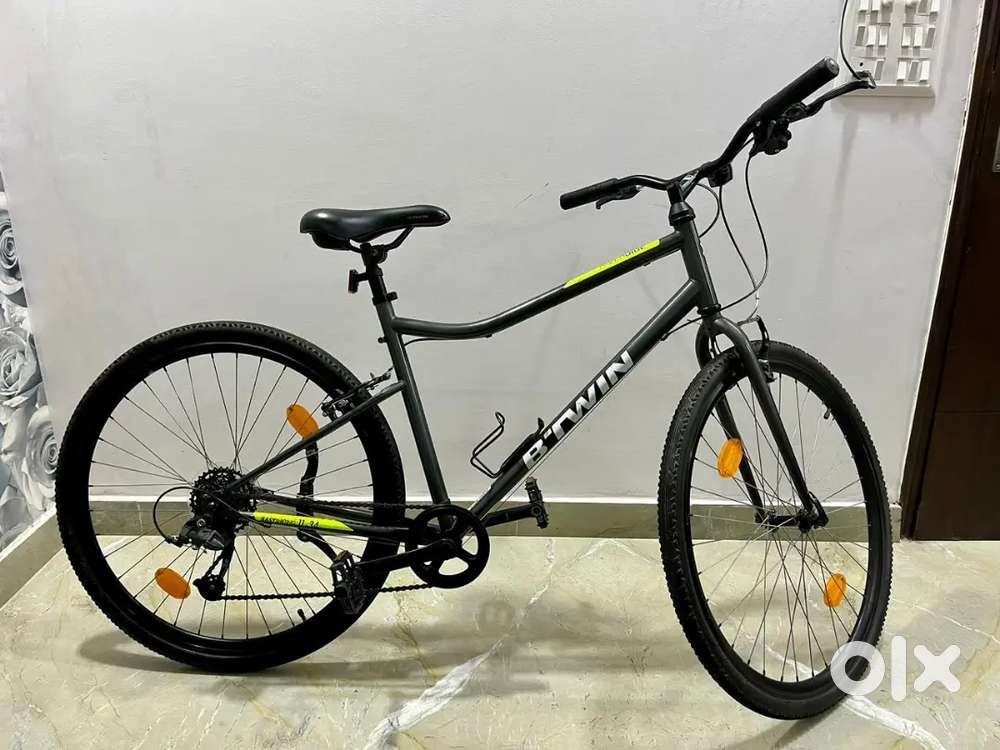 For Sale: BTwin Riverside 120 Hybrid Bicycle (Great Condition)