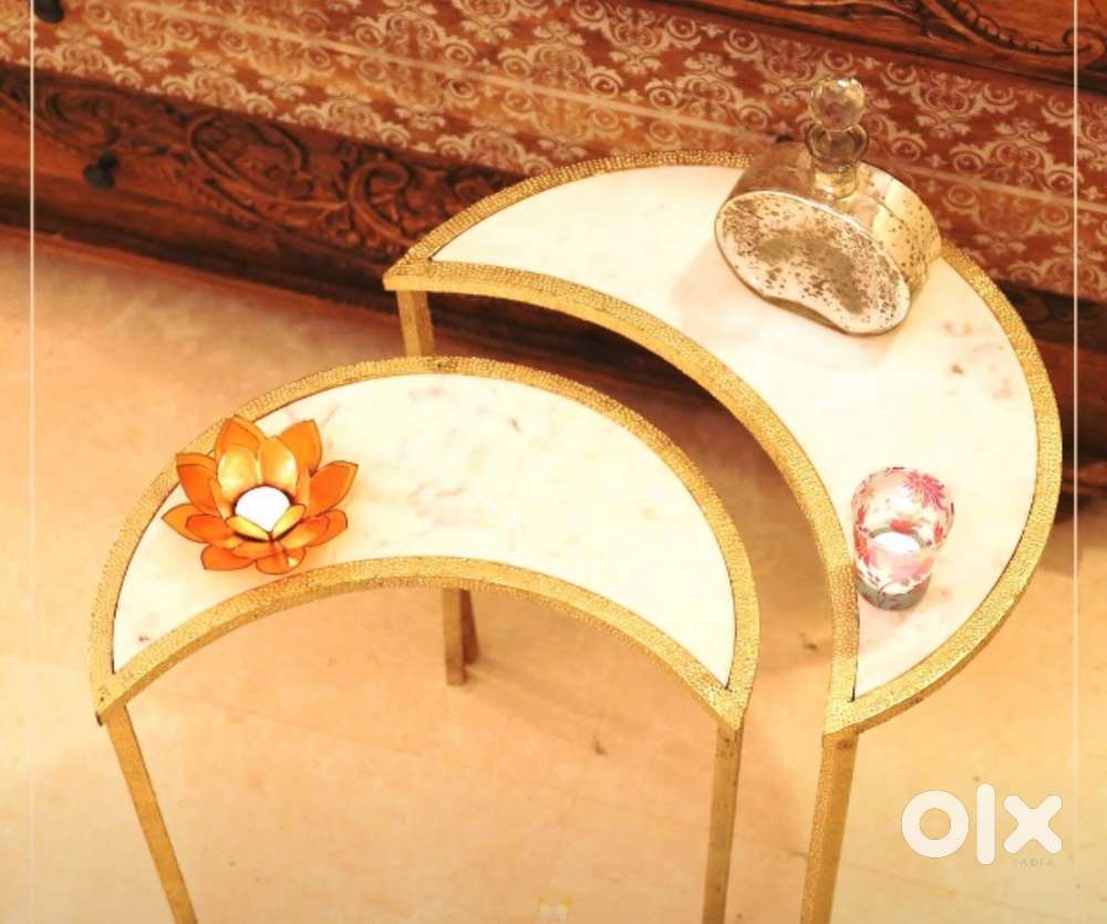 A set of two nested side tables