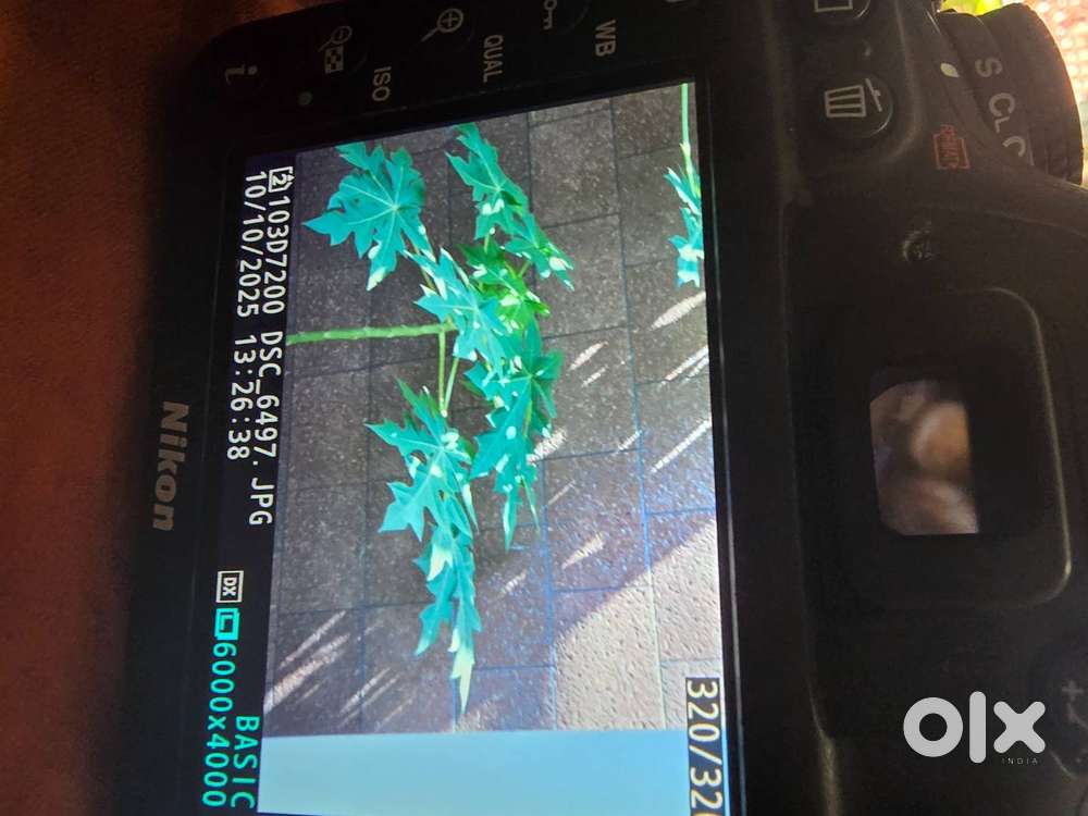 Nikon 7200 camera