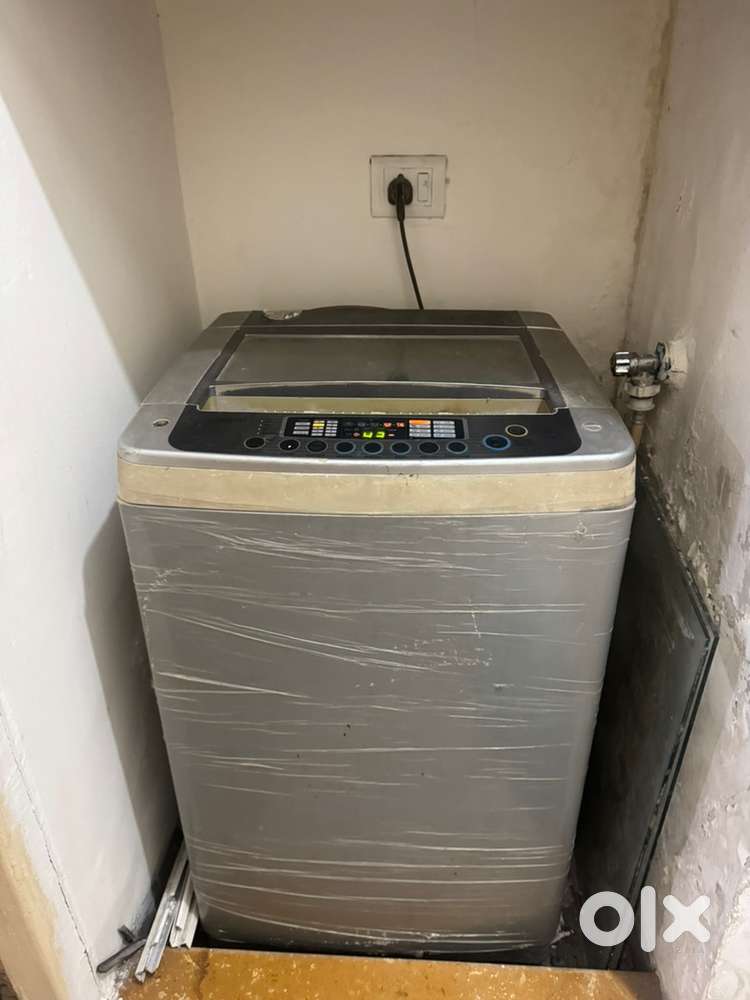 Top load automatic machines